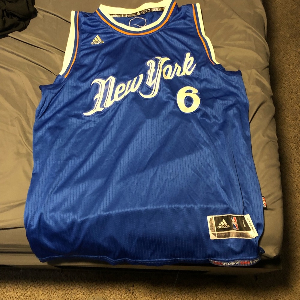 Kristaps Porzingis Knicks Christmas jersey